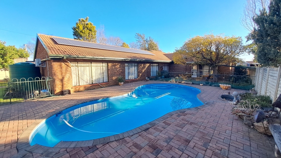 5 Bedroom Property for Sale in Universitas Free State